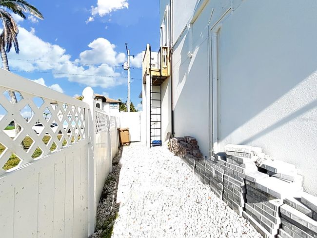 882 Bay Point Dr, House other with 5 bedrooms, 6 bathrooms and null parking in MADEIRA BEACH FL | Image 72
