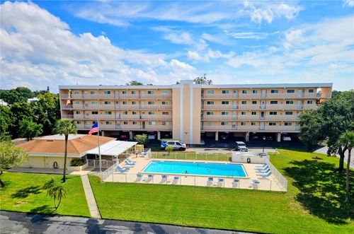 503-9490 Harbor Greens Way, SEMINOLE, FL, 33776 | Card Image