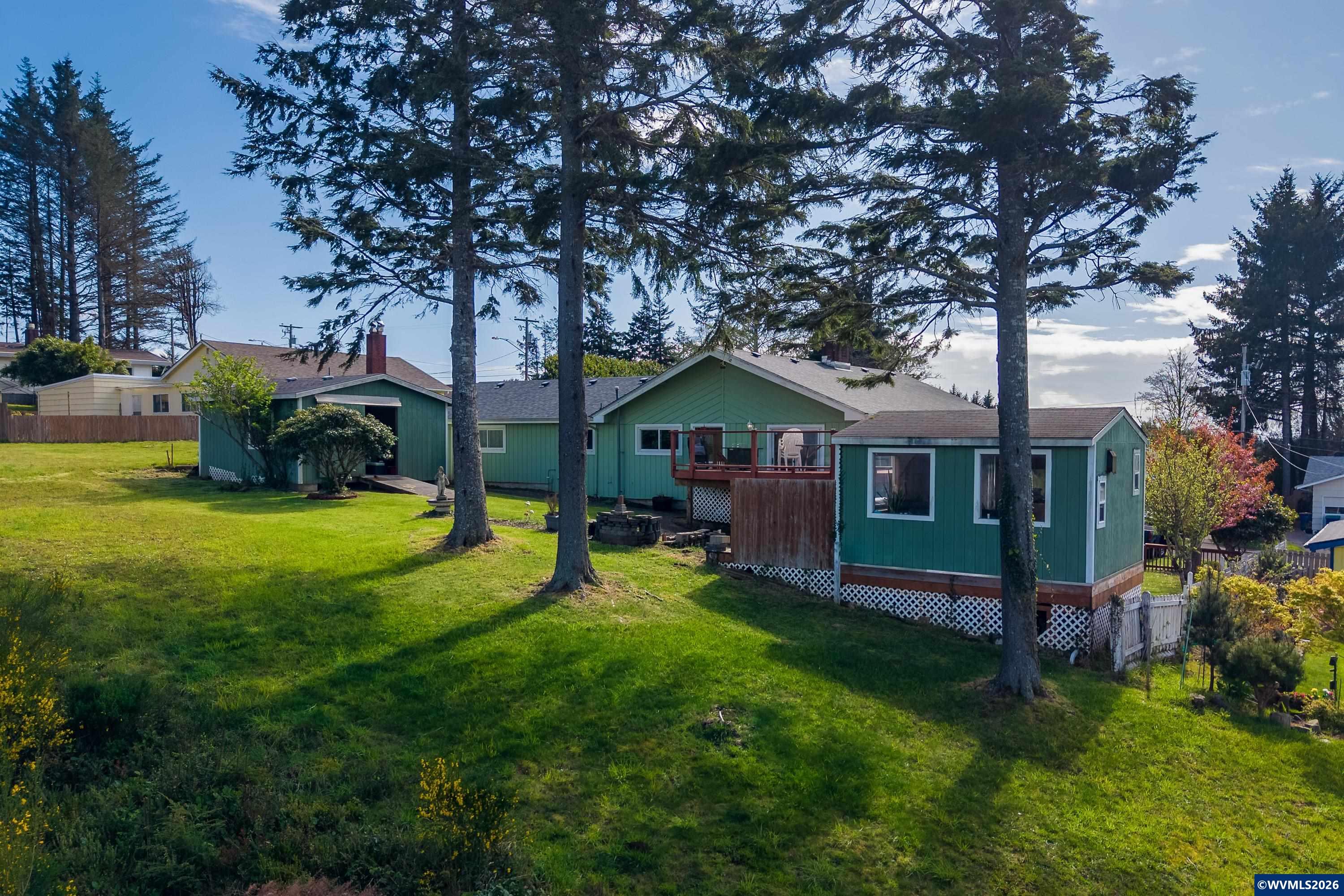 Residential in Lincoln City 3