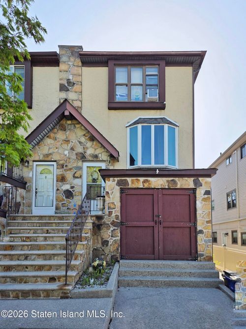 200 Shotwell Ave, Staten Island, NY, 10312-1963 | Card Image