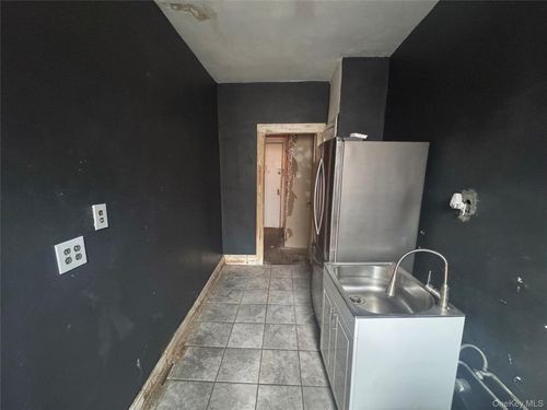 2d-86-03 102 Street, New York, NY, 11418 | Card Image