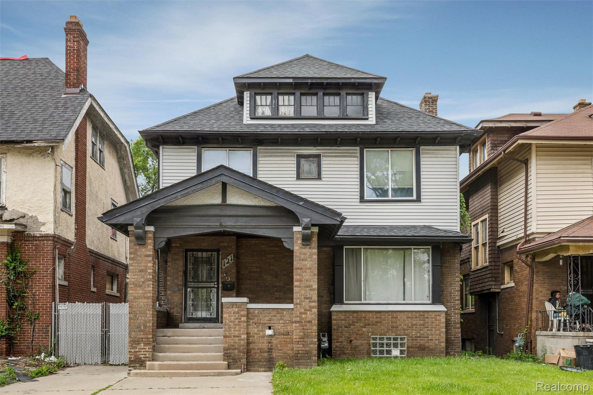 Residential in Highland Park 2