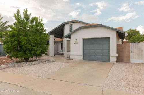 10073 E Skyward Way, Tucson, AZ, 85730-4457 | Card Image