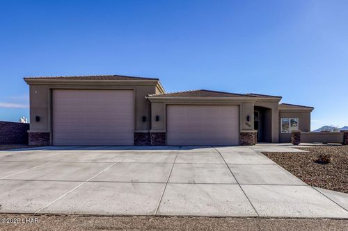 2520 Demaret Dr, Lake Havasu City, AZ, 86406-8233 | Card Image