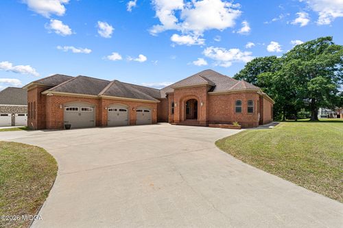 215 Little Hickory Dr, Lizella, GA, 31052-4341 | Card Image