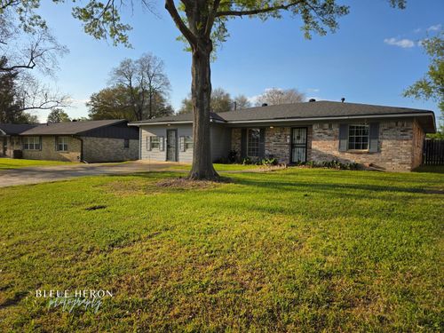 2042 Urbandale St, Shreveport, LA, 71118-3325 | Card Image