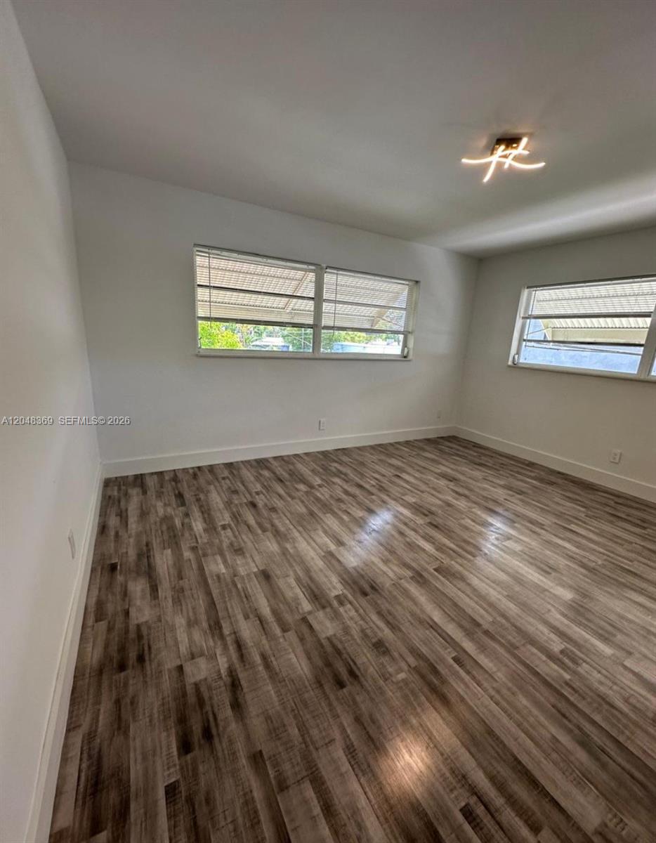 Residential Lease in Hollywood 3