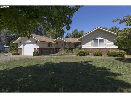 475 Sw Monroe St, Sheridan, OR, 97378-1740 | Card Image