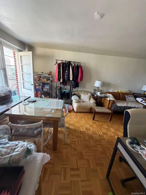 12d-138-10 Franklin Ave, Flushing, NY, 11355-3321 | Card Image