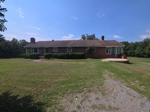 188 Woodland Forest Dr, Rocky Mount, VA, 24151-6241 | Card Image