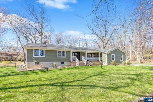 886 High Mountain Rd, Franklin Lakes, NJ, 07417-1618 | Card Image