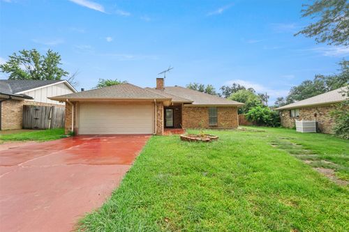 3917 Lillie St, Sachse, TX, 75048-3889 | Card Image