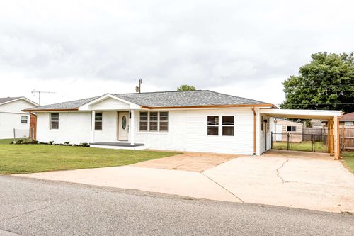 114 Colorado Ave, Muscle Shoals, AL, 35661 | Card Image