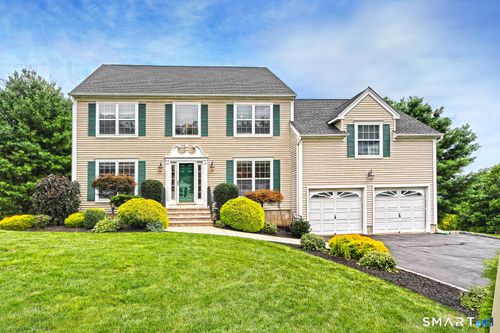 29 Commodore Hull Dr, Derby, CT, 06418-2254 | Card Image