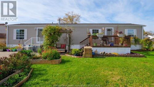 109-16 Cedar Cres, Mcgregor, ON, N0R1J0 | Card Image