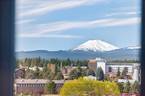 unit-320-291 Sw Bluff Dr, Bend, OR, 97702-3720 | Card Image