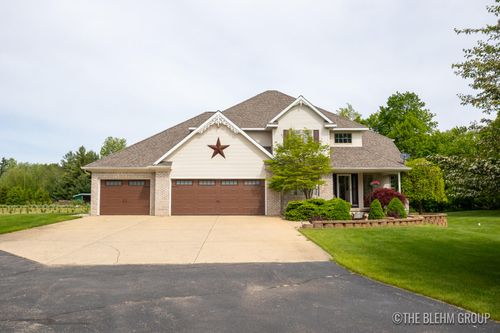 1705 Fritz St, Marne, MI, 49435-9730 | Card Image