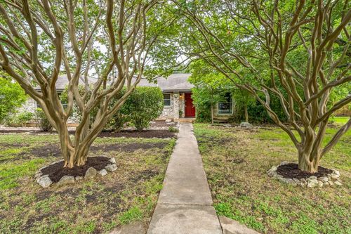 605 Turley Dr, Manchaca, TX, 78652-6839 | Card Image