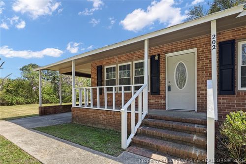 202 Mercer Ave, Red Springs, NC, 28377-1758 | Card Image