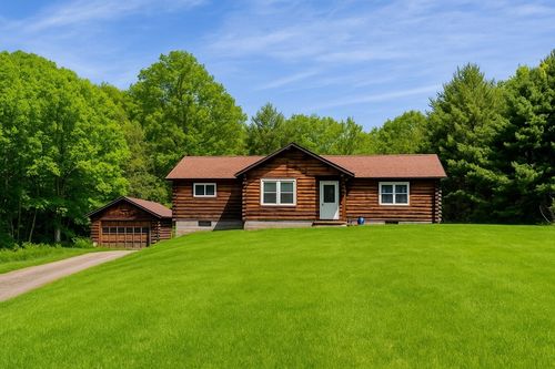 712 Pine Hill Rd, Russell, MA, 01071-9518 | Card Image