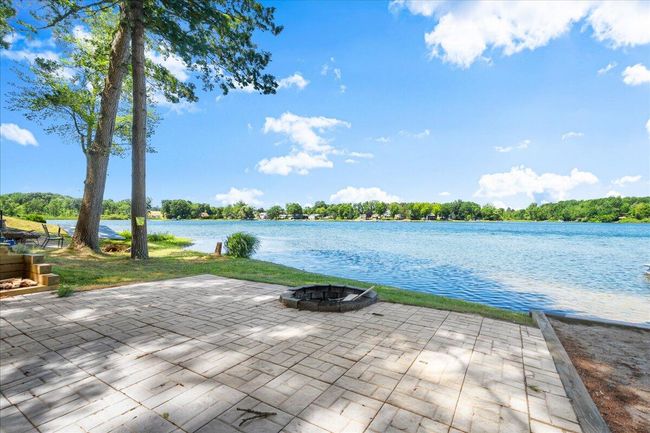 12915 E Englewright Dr, House other with 2 bedrooms, 1 bathrooms and null parking in Sand Lake MI | Image 6