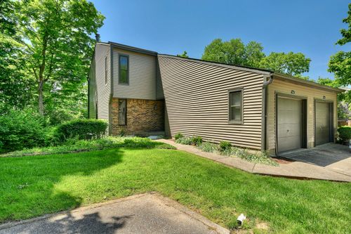 902 Wilderness Hill Ct, Villa Hills, KY, 41017-3689 | Card Image