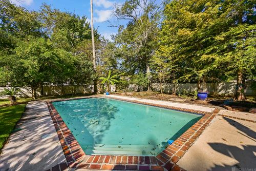 5638 Riverbend Blvd, Baton Rouge, LA, 70820-4403 | Card Image