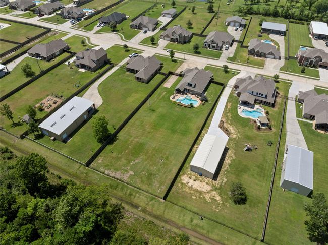 15314 Icet Creek Ave, House other with 4 bedrooms, 3 bathrooms and 3 parking in Mont Belvieu TX | Image 6