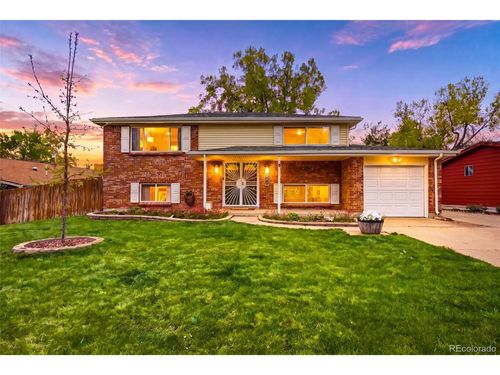 10462 W 9th Ave, Lakewood, CO, 80215-5618 | Card Image