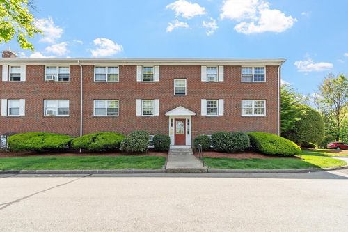 3d-68 Preston St, Wakefield, MA, 01880-2560 | Card Image