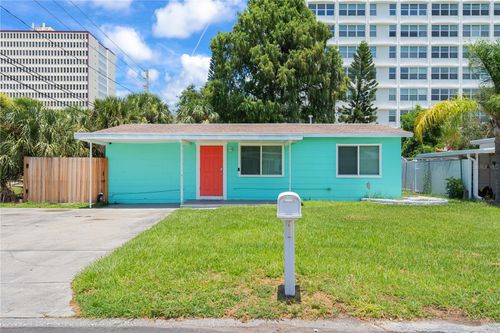 6761 Hibiscus Ave S, SOUTH PASADENA, FL, 33707-2955 | Card Image