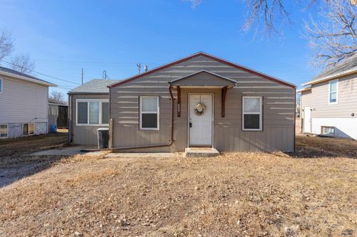 809 Willsie Ave, Rapid City, SD, 57701-0938 | Card Image