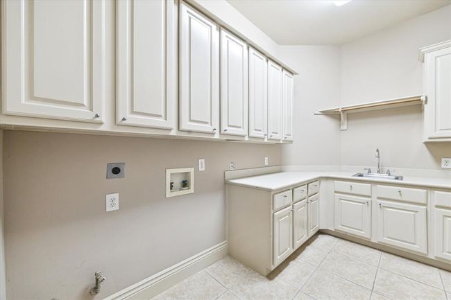 5215 Eagle Pointe Ct, House other with 5 bedrooms, 5 bathrooms and 2 parking in Sugar Land TX | Image 30