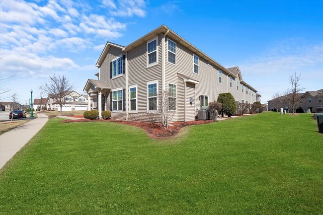 217 Owen St, Townhouse with 2 bedrooms, 3 bathrooms and 2 parking in Matteson IL | Image 30