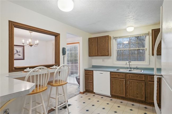 122 Clarette Rd, House other with 3 bedrooms, 2 bathrooms and 2 parking in Pittsburgh PA | Image 15