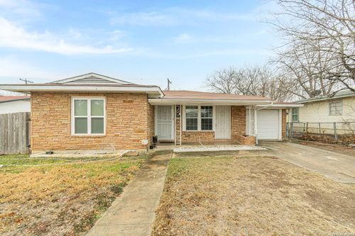 462 Trudell Dr, San Antonio, TX, 78213-2861 | Card Image