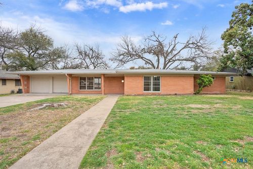 2305 N 15th St, Temple, TX, 76501-1208 | Card Image