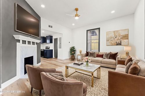 101 E 7th St, Jacksonville, FL, 32206-4509 | Card Image