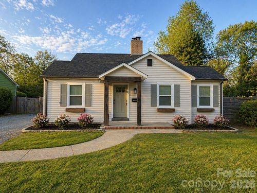 2437 Remount Rd, Charlotte, NC, 28208-5056 | Card Image