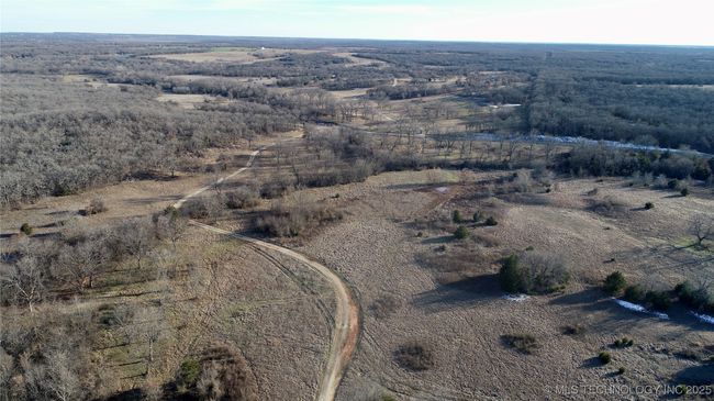 7412 Buck Skin Rd, House other with 2 bedrooms, 2 bathrooms and null parking in Wilson OK | Image 46