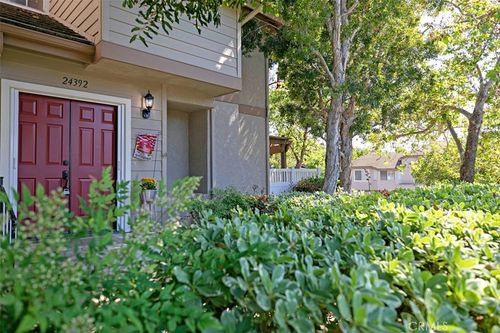 72-24392 Kingston Ct, Laguna Hills, CA, 92653-6285 | Card Image