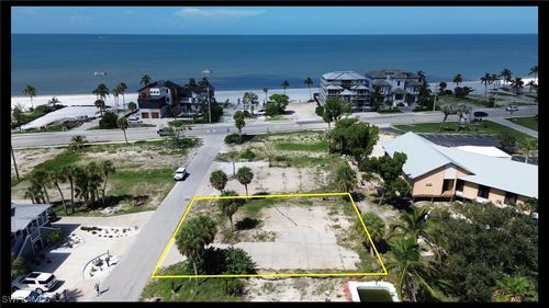 111 Bay Mar Dr, FORT MYERS BEACH, FL, 33931-3807 | Card Image