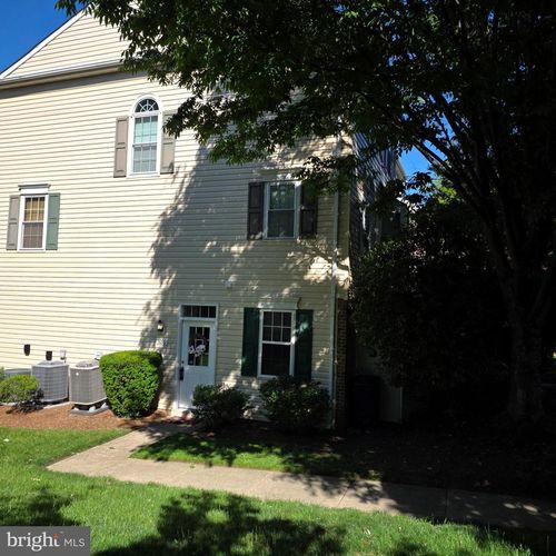 1016 Murdoch Ct, CROFTON, MD, 21114-1660 | Card Image