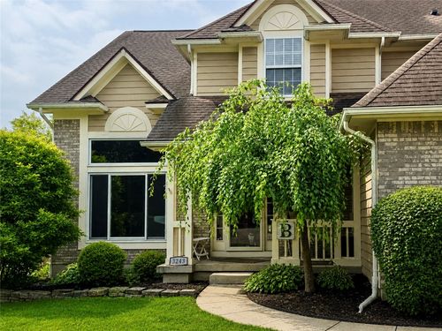 3243 Spillway Ct, Bellbrook, OH, 45305-8782 | Card Image