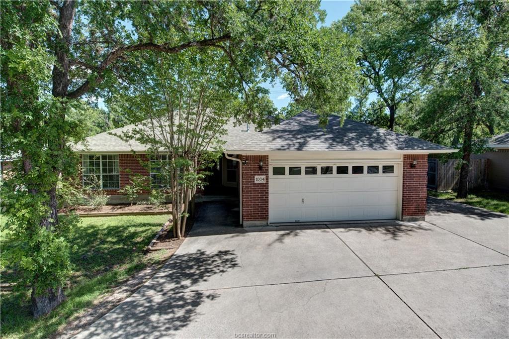 Holleman Dr, College Station, TX 77840