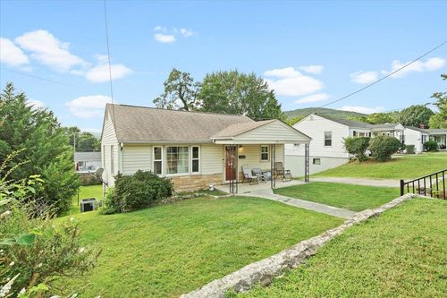 519 N Bruffey St, Salem, VA, 24153-2516 | Card Image