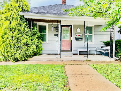 112 W Kent St, Streator, IL, 61364-2131 | Card Image