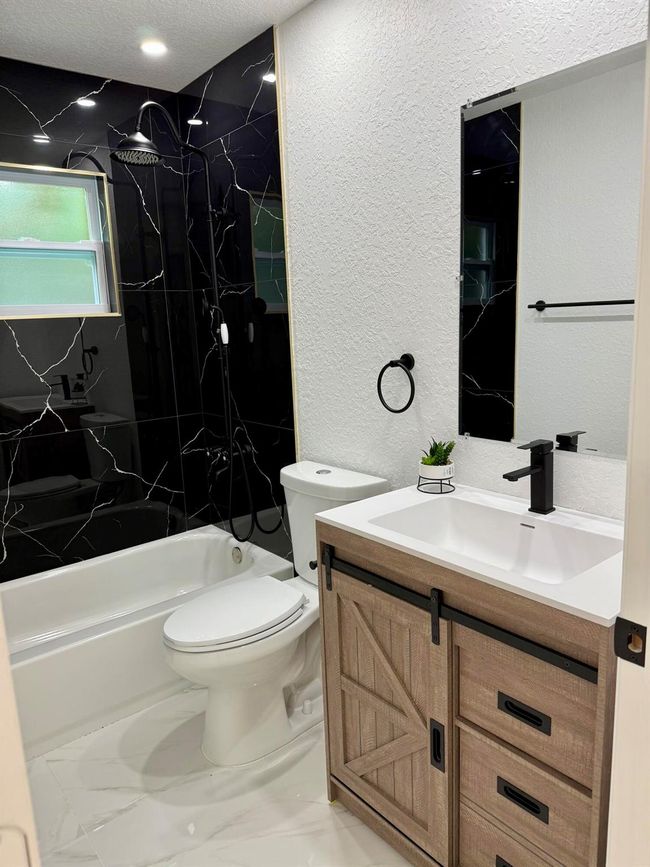 2812 F Rd, House other with 3 bedrooms, 2 bathrooms and null parking in Loxahatchee Groves FL | Image 10