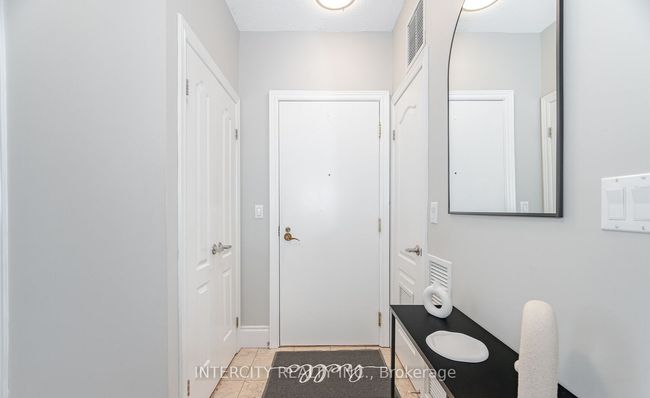 206 - 53 Woodbridge Ave, Condo with 1 bedrooms, 1 bathrooms and null parking in Vaughan ON | Image 13