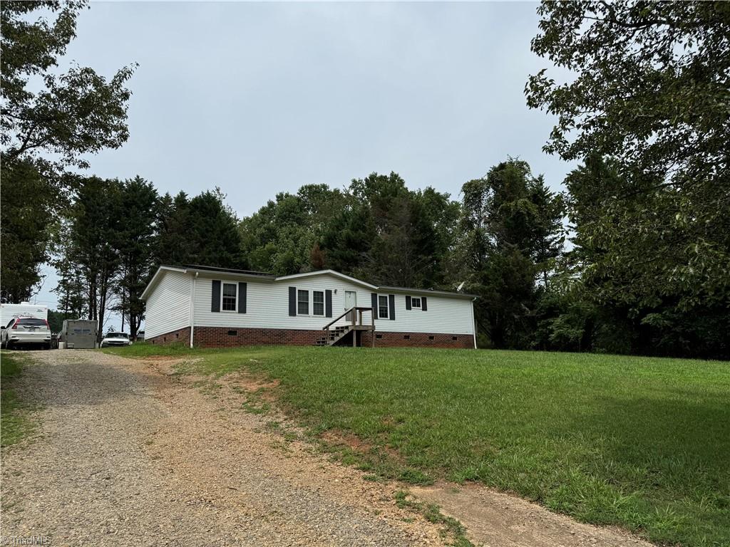 Fishing Creek Rd, North Wilkesboro, NC 28659